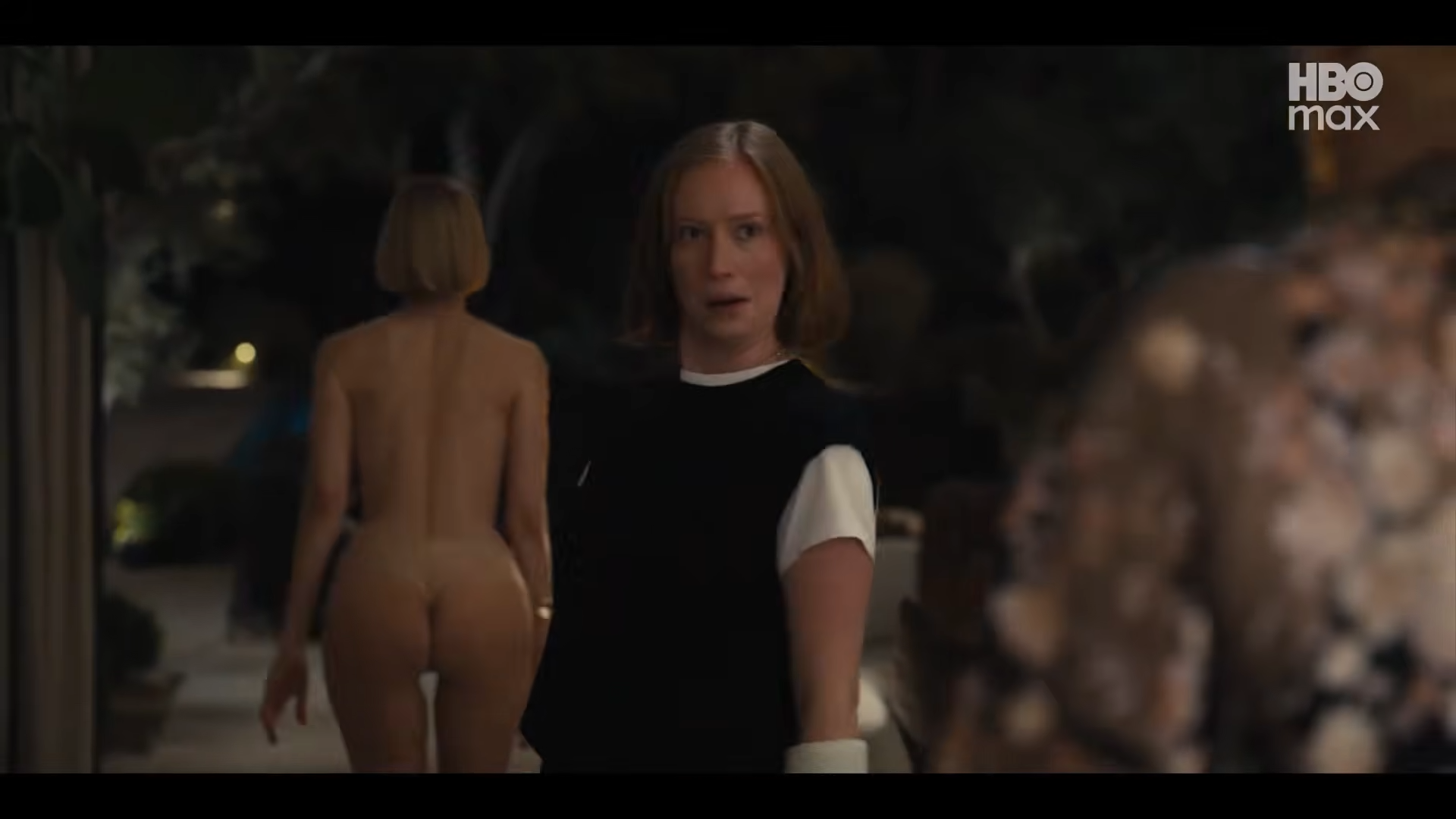 'Hacks' Star Hannah Einbinder Calls AI Creators 'Losers'